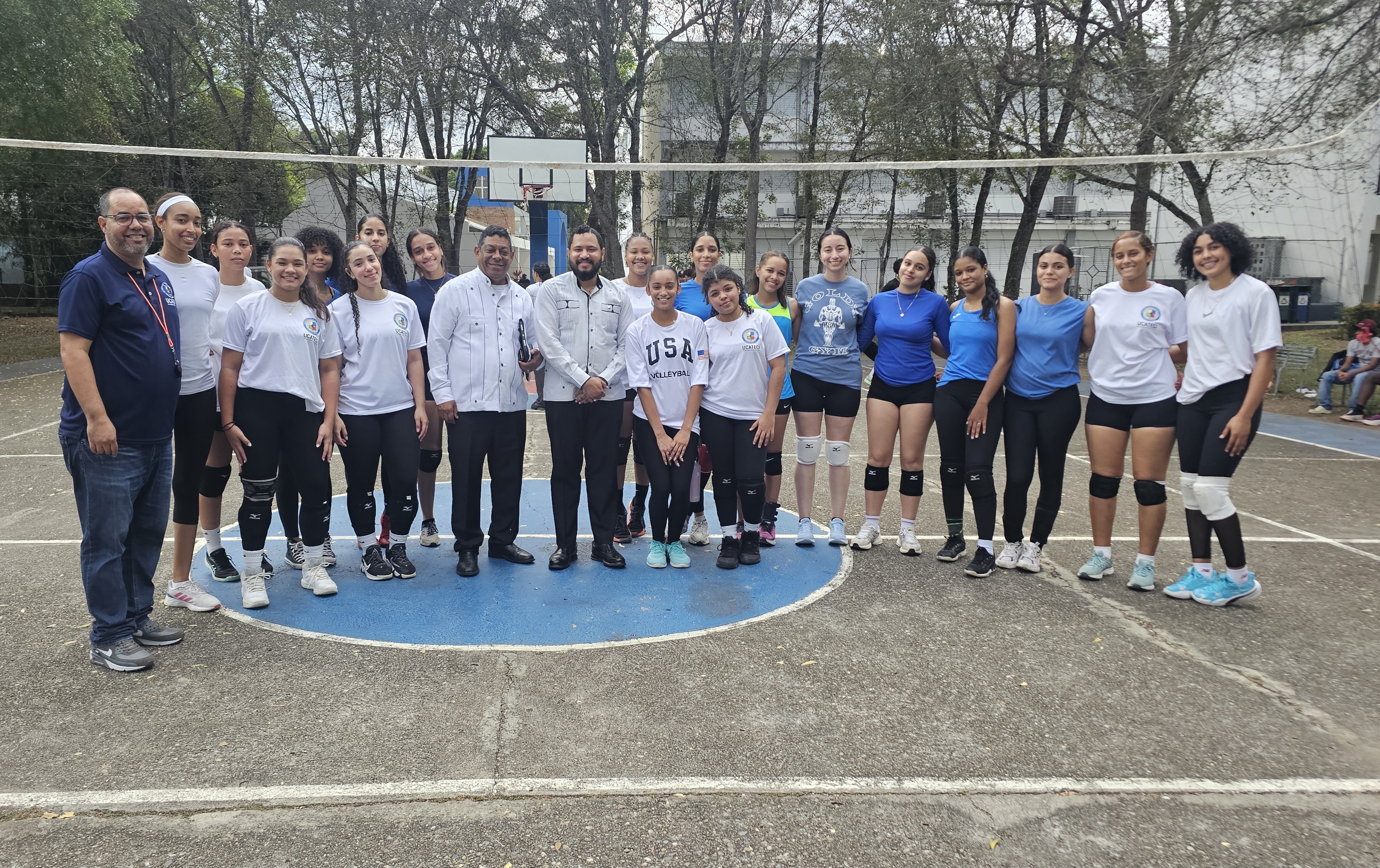 estudiantes de UCATECI 